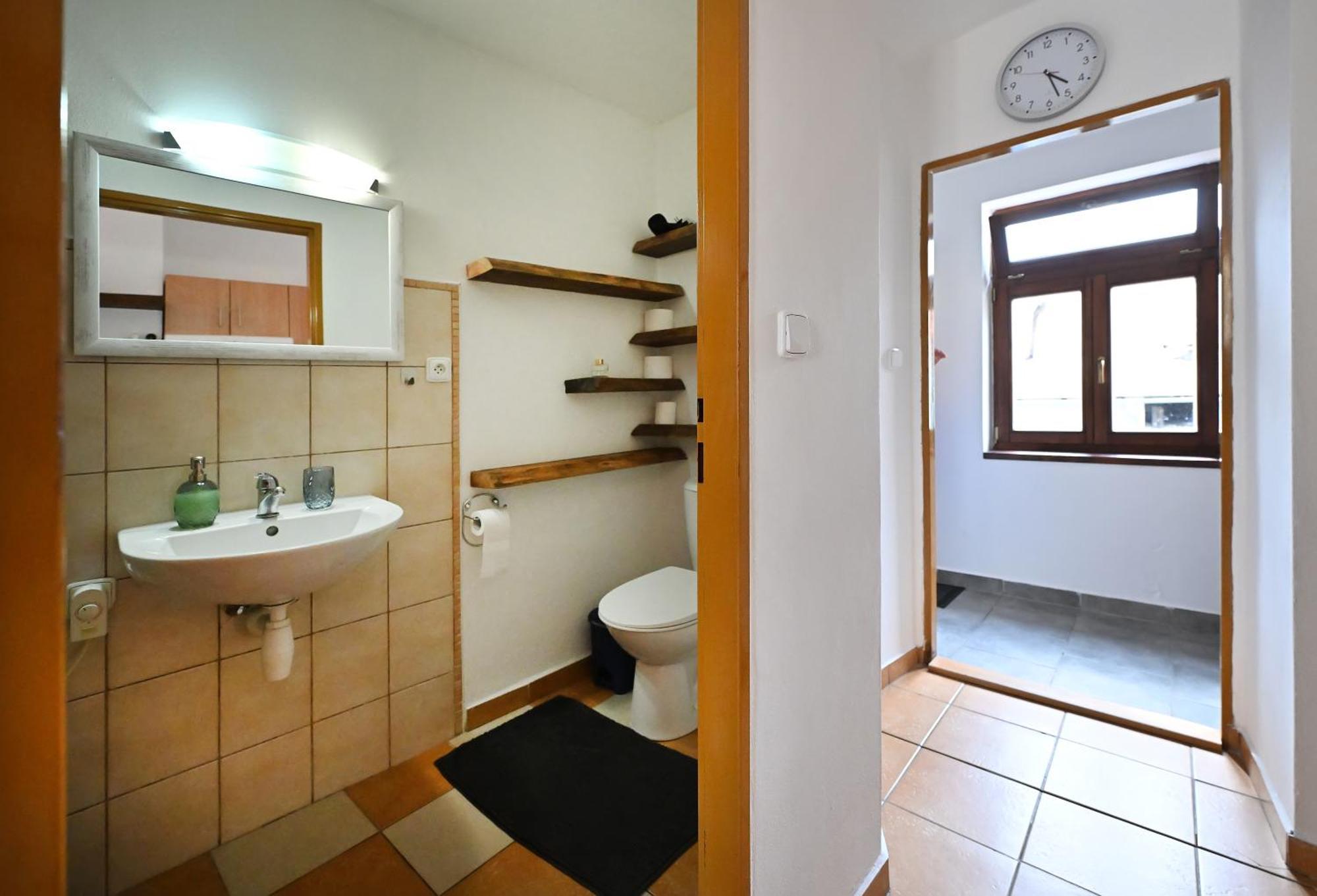 Apartman U Spinaru Тршешть Екстер'єр фото